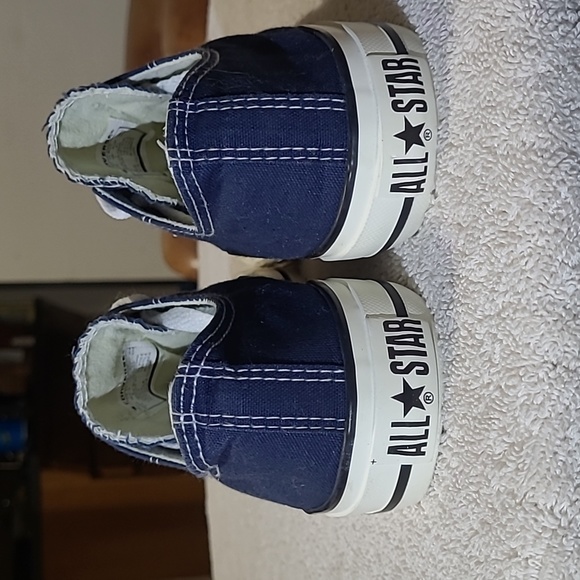 VINTAGE Converse lowtop chuck taylors - Picture 4 of 6